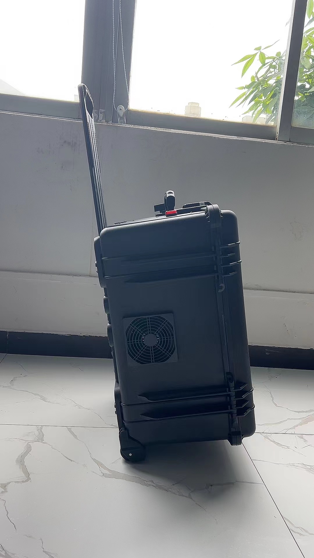 如东手拉箱型移动通信干扰器